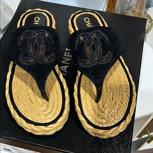 New Authentic CHANEL 22P Beach Thong Slides Espadrilles Shoes Flats Slippers 38